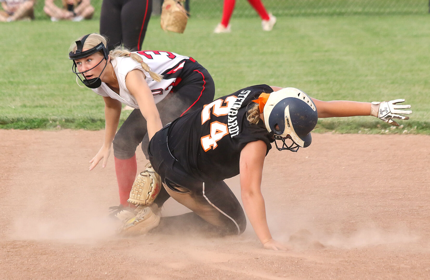 Highland vs. Waterloo softball